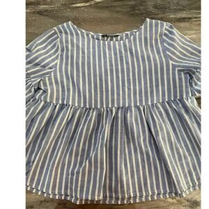 Beautiful! Chambray/Blue Striped Baby Doll Top Women’s/Juniors Size X-Small